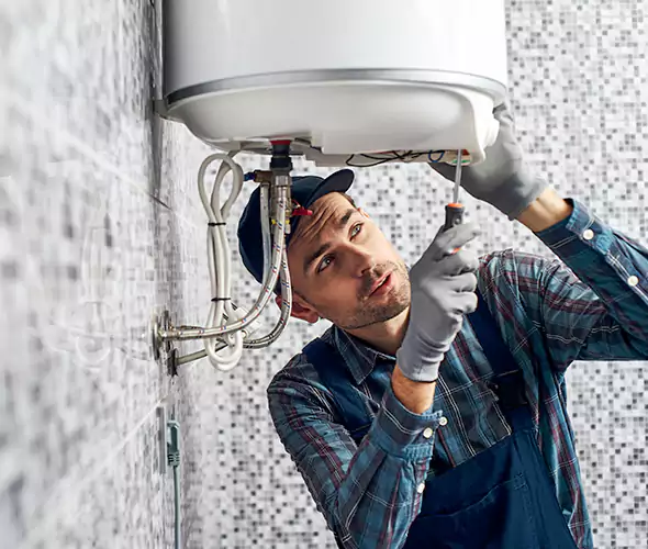 Expert Plumber for Hot Water Tank Maintenance in Tamarac, FL: Schedule Reliable Maintenance Services with Us
