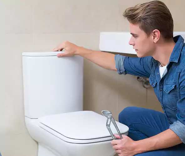 Expert Plumber for Toilet Replacement in Tamarac, FL: Schedule Affordable Toilet Replacement Services with Us